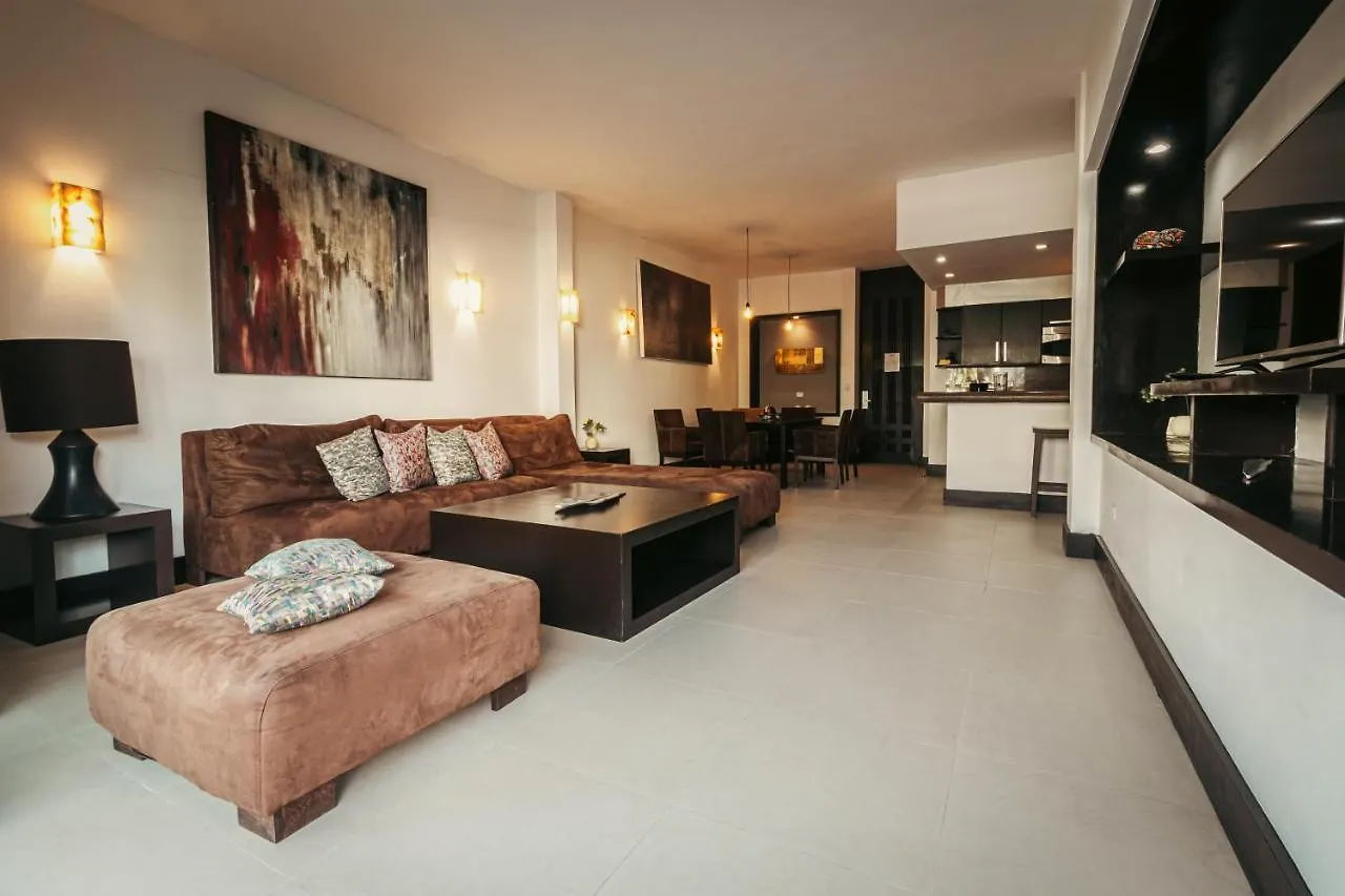 Aldea Thai Beachfront Condos Playa del Carmen 0*,