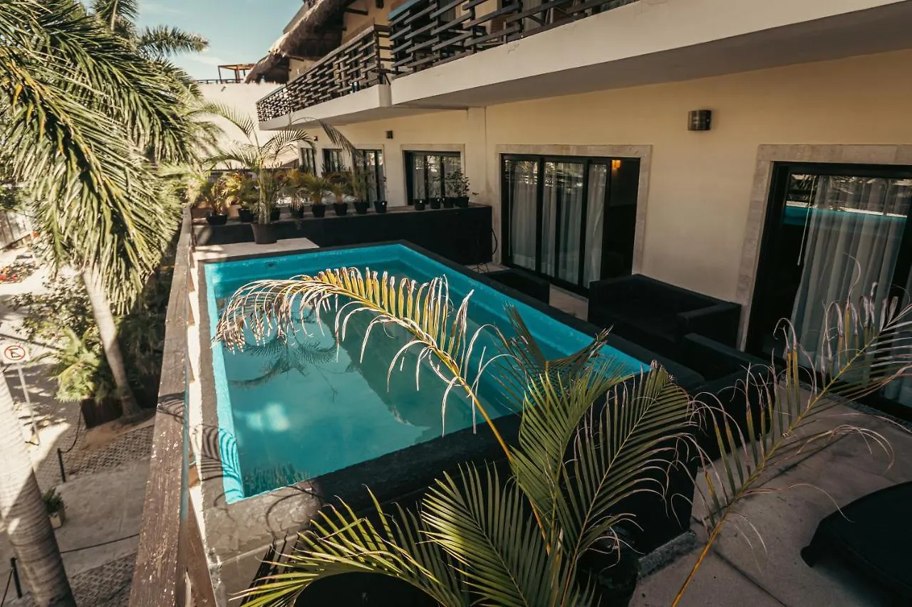 Aldea Thai Beachfront Condos Playa del Carmen 0*,  Mexico
